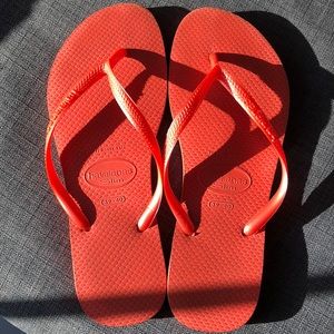 Bright orange Havaianas Slim